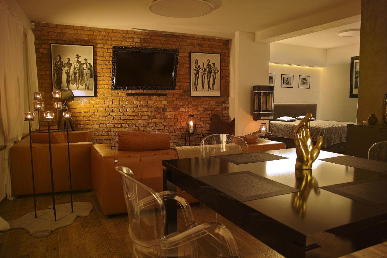 Wellness Gallery Apartments Liberec Eksteriør billede